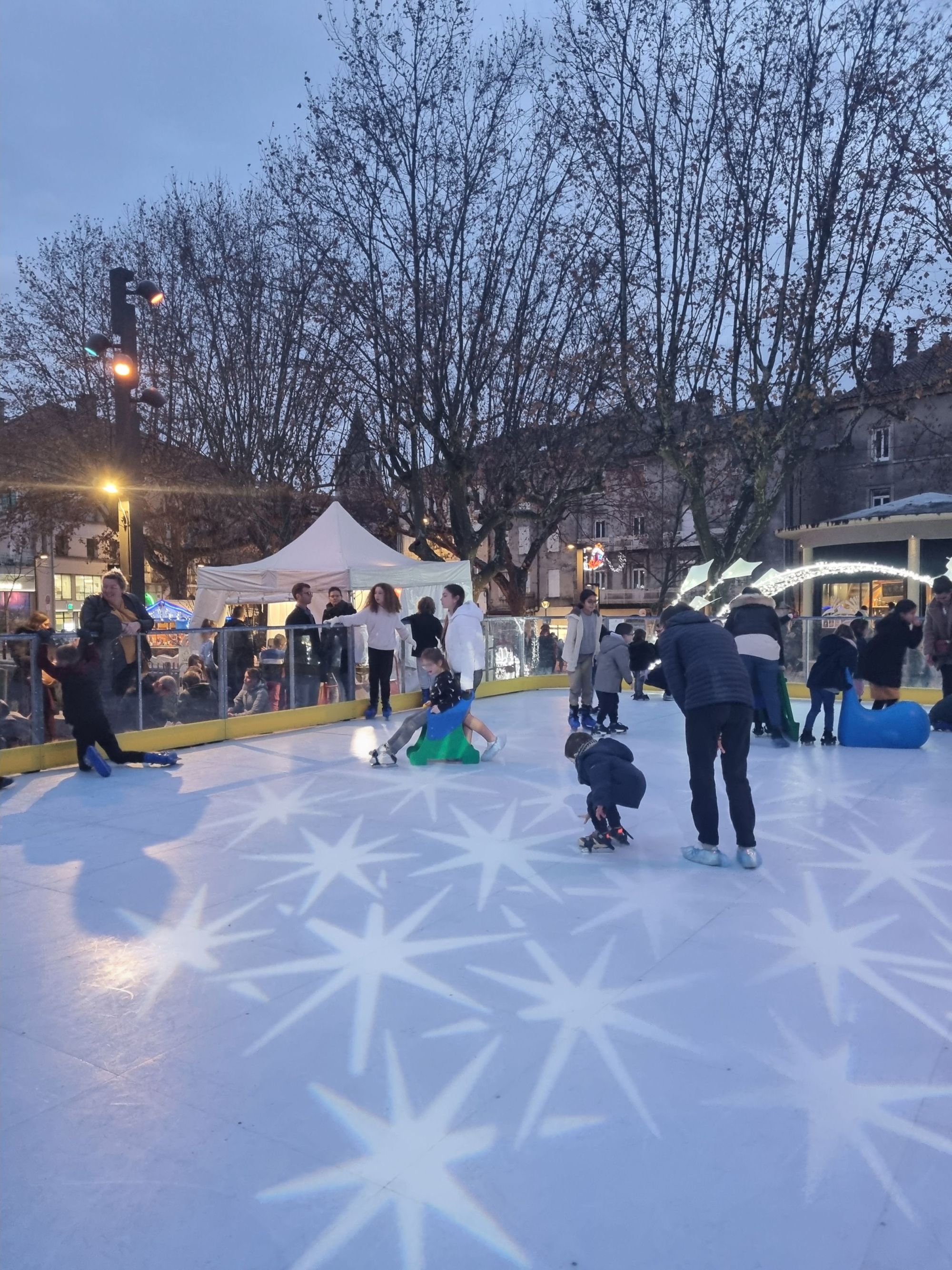 patinoire 2022.jpg