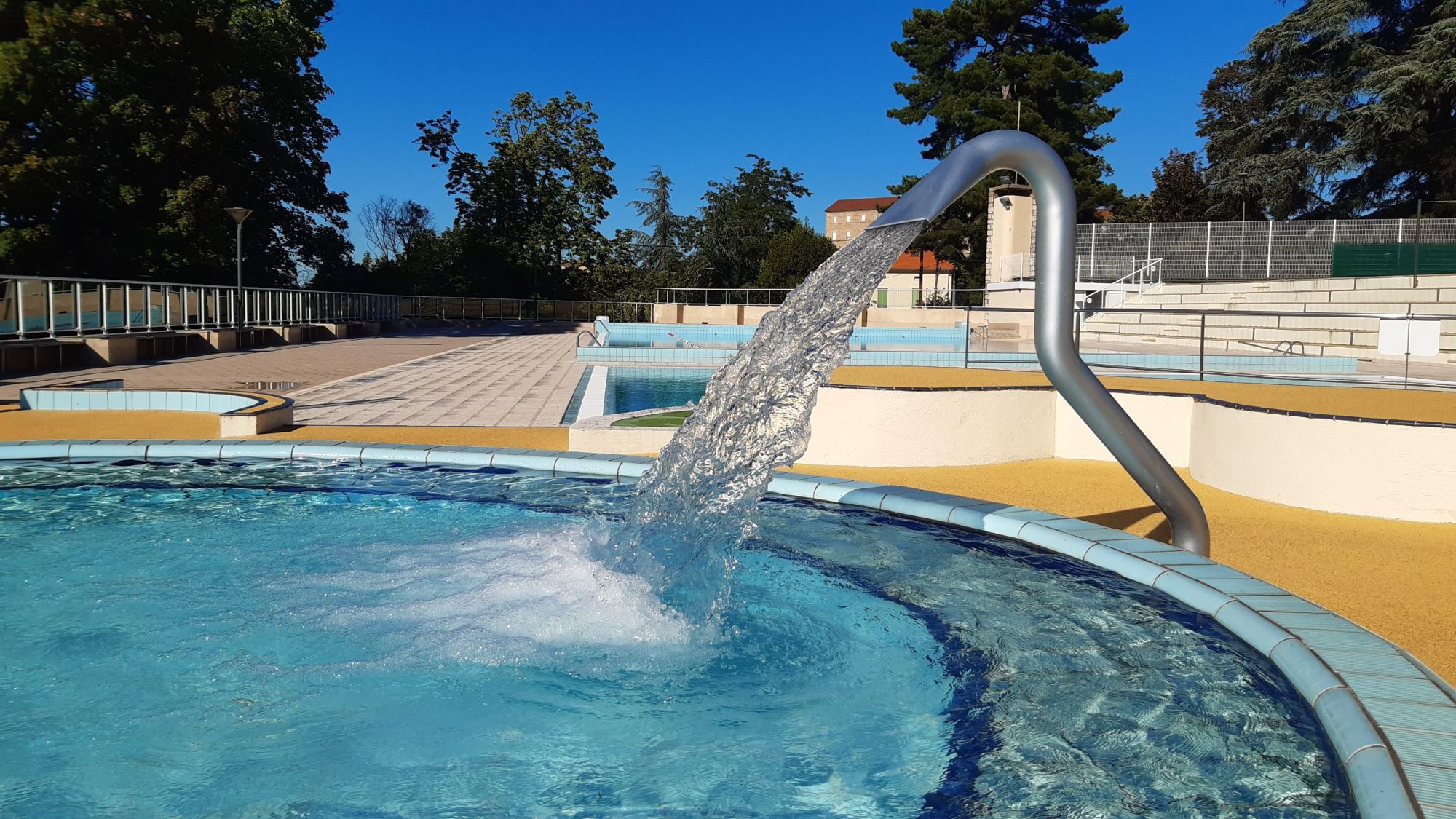 Piscine municipale d'Aubenas - © ville d'Aubenas (2).jpg