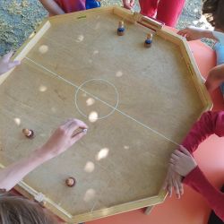 jeu de plateau en bois