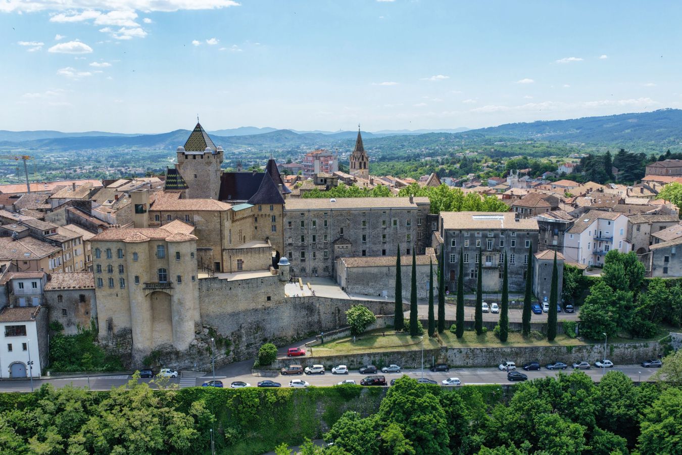 Château d'Aubenas - vue drone - mai 2025 (4).jpeg